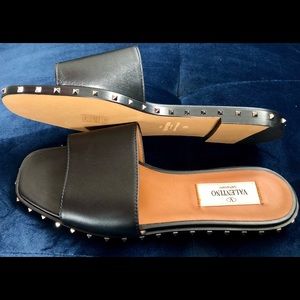 NWOT Valentino Soul Rockstud Leather Slides
